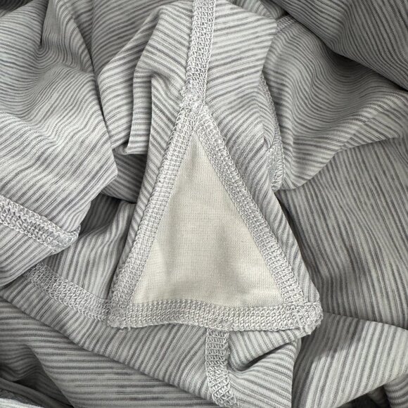 Lululemon Run With The Sun Crop Leggings Size 10 Wee Are From‎ Space PT-2512 - Picture 9 of 10